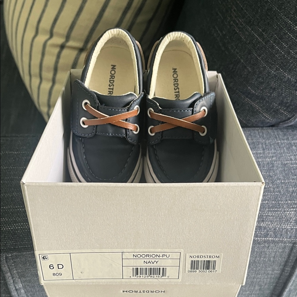 Nordstrom Kids Navy Sneakers with Brown Laces